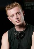 Simon Hill photo 7